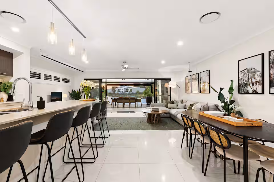 Sunshine Villa photo